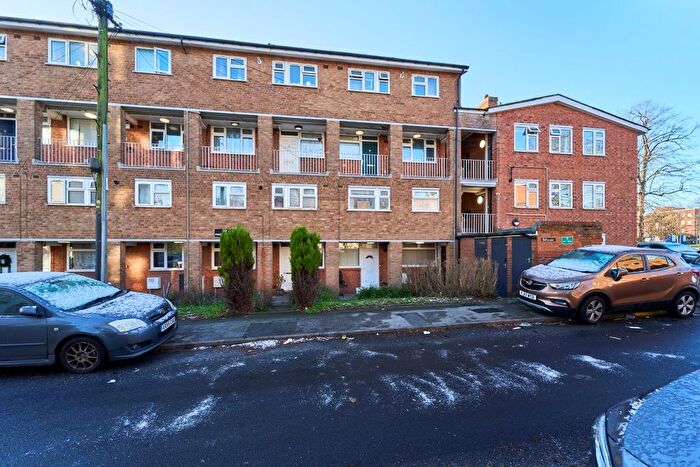 2 Bedroom Flat For Sale In Perry Villa Drive, Perry Barr, Birmingham, B42
