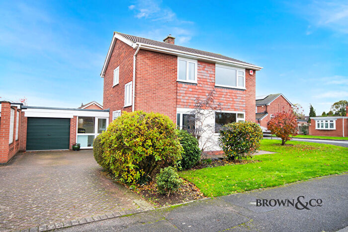 4 Bedroom Detached House For Sale In Grove Coach Road, Retford, DN22