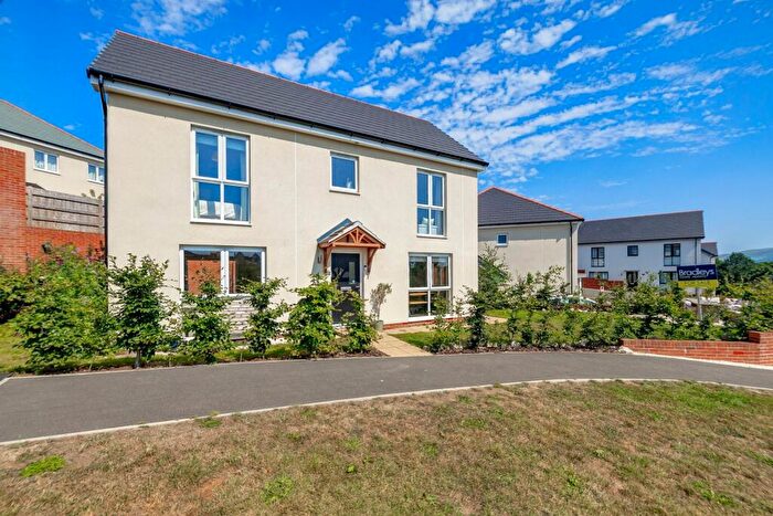 3 Bedroom Detached House For Sale In Foggintor Grove, Tavistock, Devon, PL19