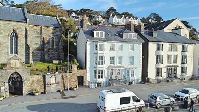 7 Bedroom Semi-Detached House For Sale In Sea View Terrace, Aberdovey, Gwynedd, LL35