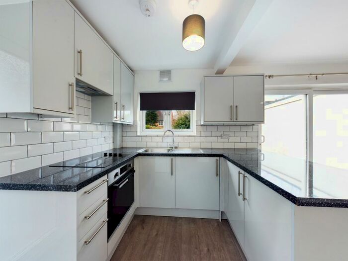 3 Bedroom Semi-Detached House To Rent In Belswains Lane, Hemel Hempstead, HP3