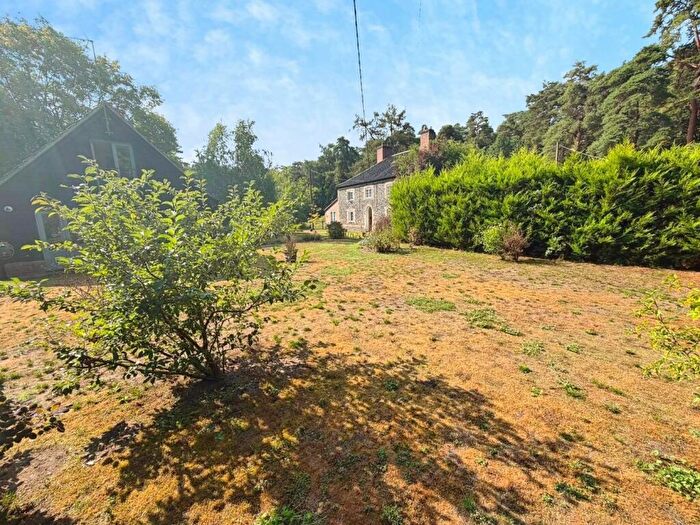 4 Bedroom Semi-Detached House For Sale In Lynford, IP26