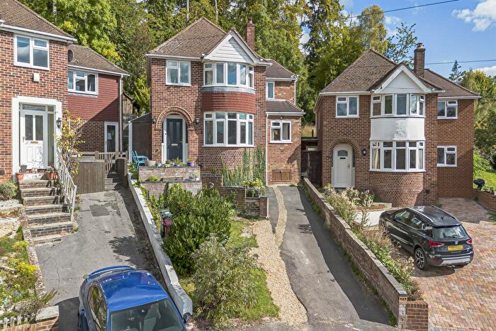 4 Bedroom Detached House For Sale In Briar Close, Caversham, Reading, RG4