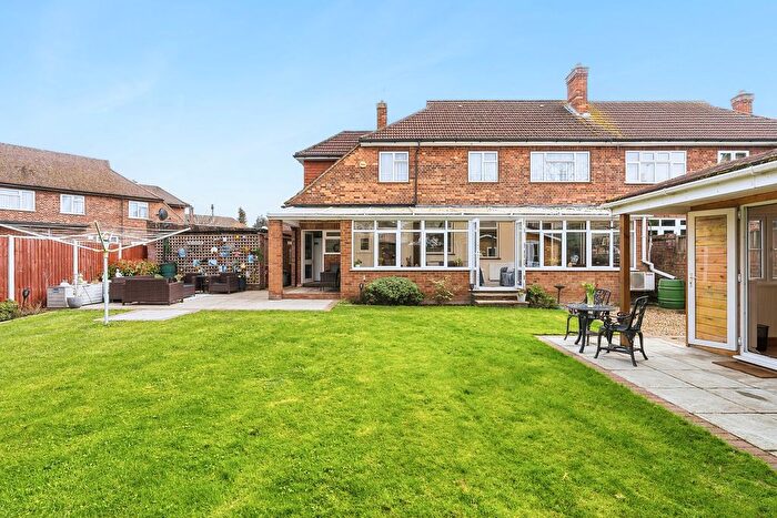 4 Bedroom Semi Detached House For Sale In Raleigh Way, Feltham, TW13