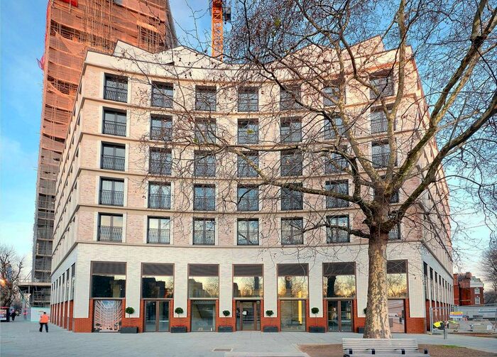 Studio To Rent In St George's Circus, Elephant And Castle, SE1