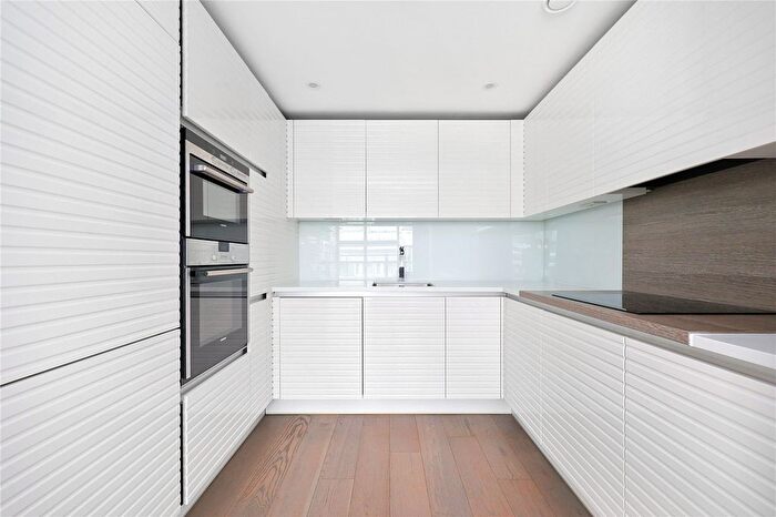 2 Bedroom Flat For Sale In Central Street, London, EC1V