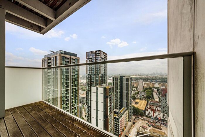 2 Bedroom Apartment For Sale In Pan Peninsula, Peninsula Square, London, E14