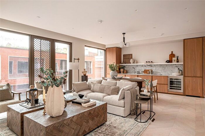 1 Bedroom Flat For Sale In One Carrington Street, Mayfair, London, W1J
