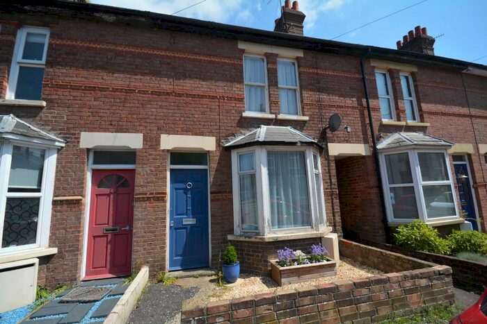 2 Bedroom Property To Rent In Higham Road, Chesham, HP5