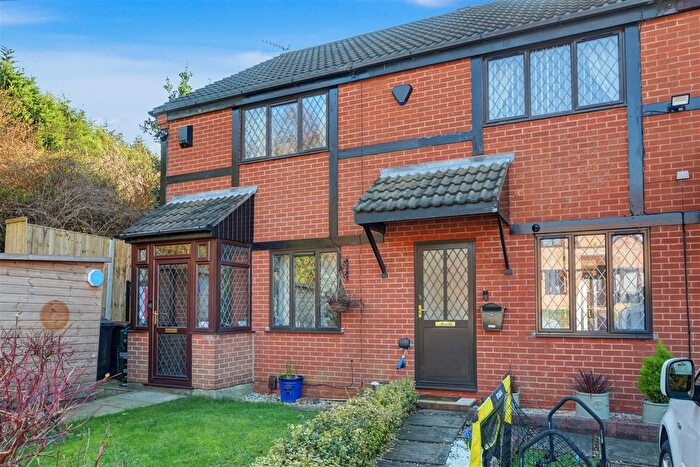 2 Bedroom Terraced House For Sale In Broad Oak Drive, Stapleford, Nottingham, NG9