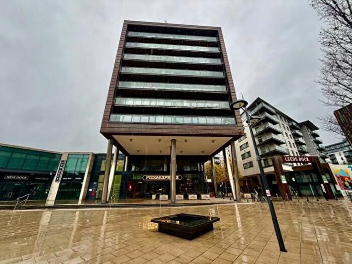 2 Bedroom Flat To Rent In Cartier House, The Boulevard, Leeds, LS10