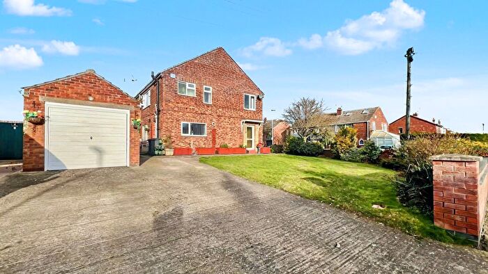 3 Bedroom Semi-detached House For Sale In Ogilvy Drive, Bottesford, DN17