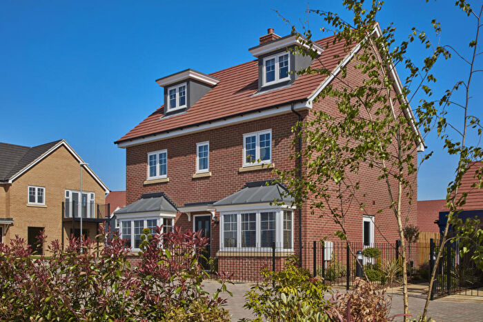 5 Bedroom Detached House For Sale In Westcombe Park, Heybridge, CM9