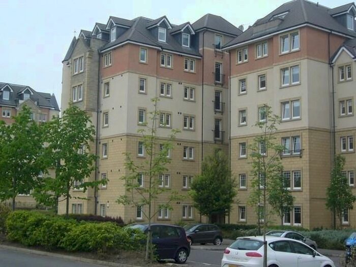 2 Bedroom Flat To Rent In Eagles View, Livingston, EH54