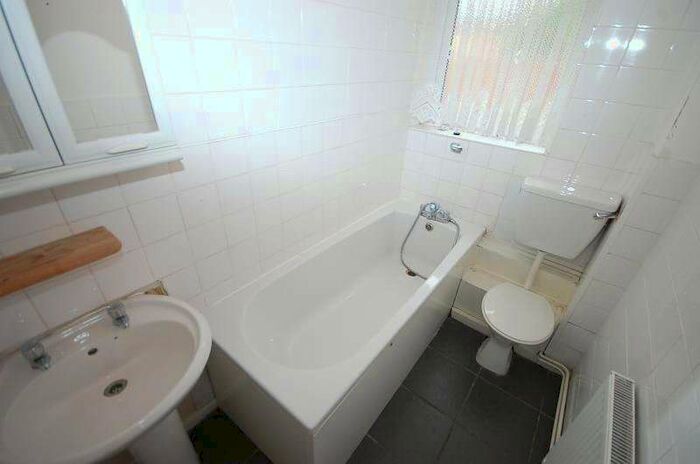 1 Bedroom Apartment To Rent In Long Riding, , Basildon, , SS14