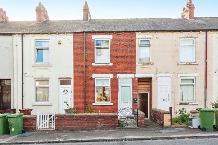 3 Bedroom Terraced House For Sale In Lincoln Street, Wakefield, WF2
