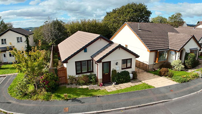 3 Bedroom Detached Bungalow For Sale In St. Andrews Close, Bere Alston, Yelverton, PL20