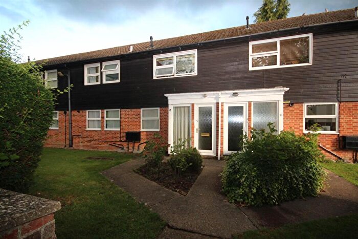2 Bedroom Maisonette For Sale In Hills Road, Cambridge, CB2