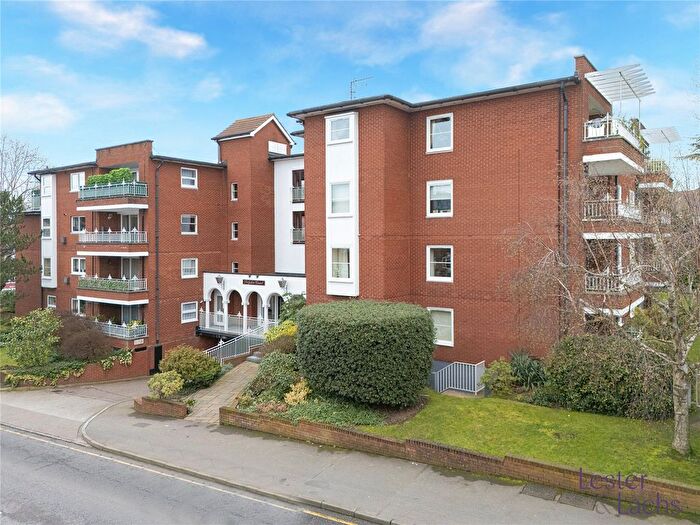 3 Bedroom Flat To Rent In Dolphin Court, High Road, Chigwell, IG7