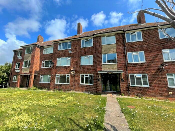 2 Bedroom Flat To Rent In Prideaux Road, Eastbourne, BN21