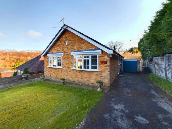 3 Bedroom Detached House To Rent In Lower Stanley Road, Sands, HP12