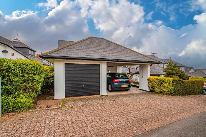4 Bedroom House To Rent In White House, Barry, CF62