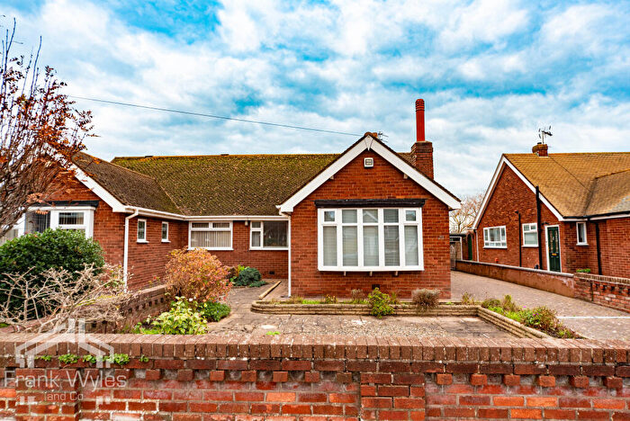 2 Bedroom Bungalow For Sale In Walmer Road, Lytham St. Annes, Lancashire, FY8