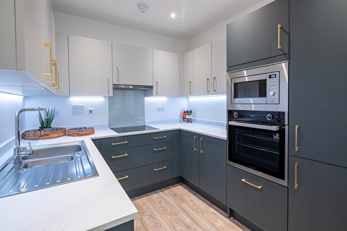 2 Bedroom Flat For Sale In " Bedroom Apartment" At Wood Street, London, E17