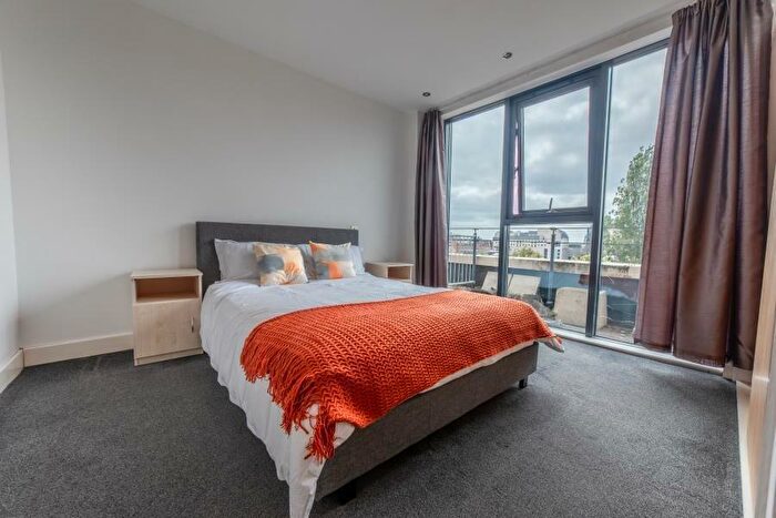 2 Bedroom Flat To Rent In Bluecoat House, North Sherwood Street, Nottingham, NG1