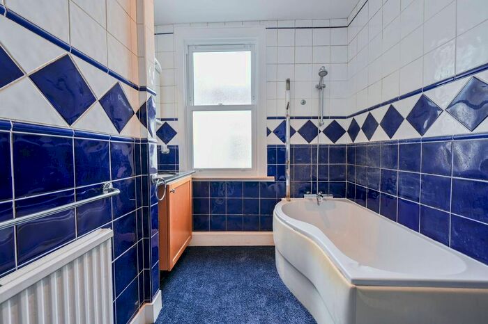 3 Bedroom Maisonette To Rent In Marlborough Hill, Harrow, HA1