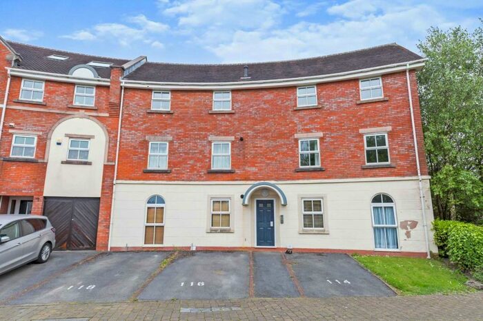 2 Bedroom Apartment To Rent In Holland House Road, Walton-Le-Dale, Preston, PR5