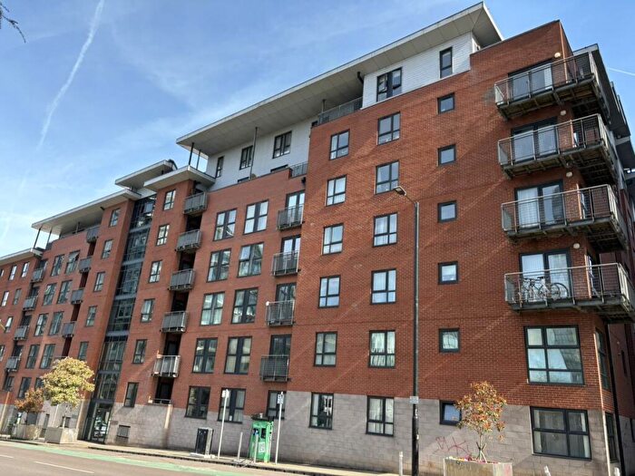 2 Bedroom Apartment To Rent In The Linx, Simpson Street, Manchester, M4