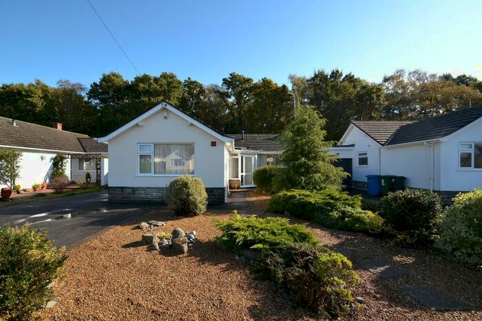 2 Bedroom Detached Bungalow To Rent In Broadstone, BH18