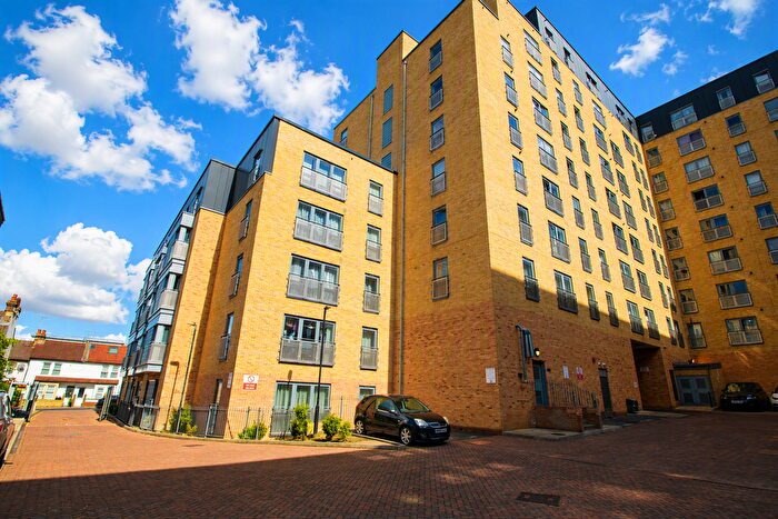1 Bedroom Flat To Rent In London Road, Croydon, CR0