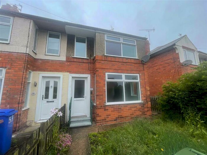 2 Bedroom End Of Terrace House To Rent In Cherry Tree Lane, Beverley, HU17