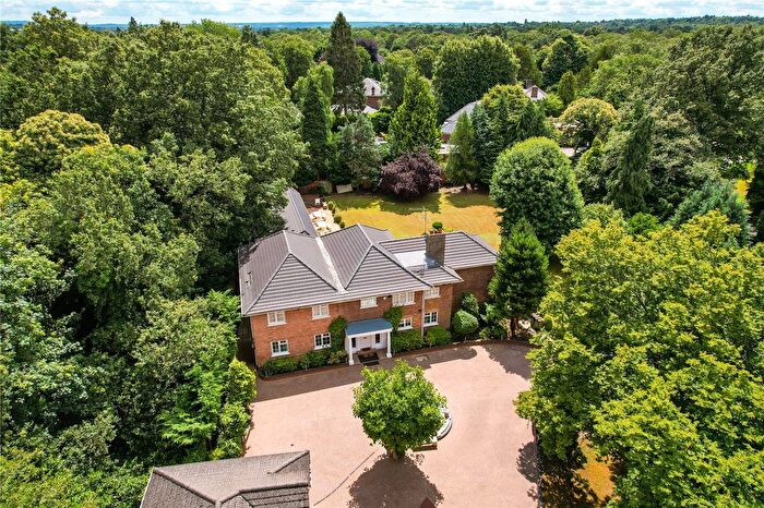 5 Bedroom Detached House For Sale In Cranley Road, Burwood Park, KT12