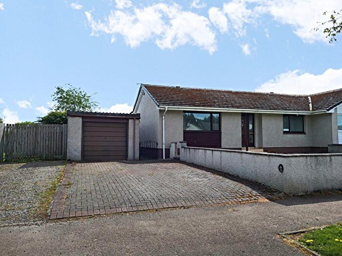 3 Bedroom Semi-Detached Bungalow For Sale In Beech Avenue, Nairn, IV12