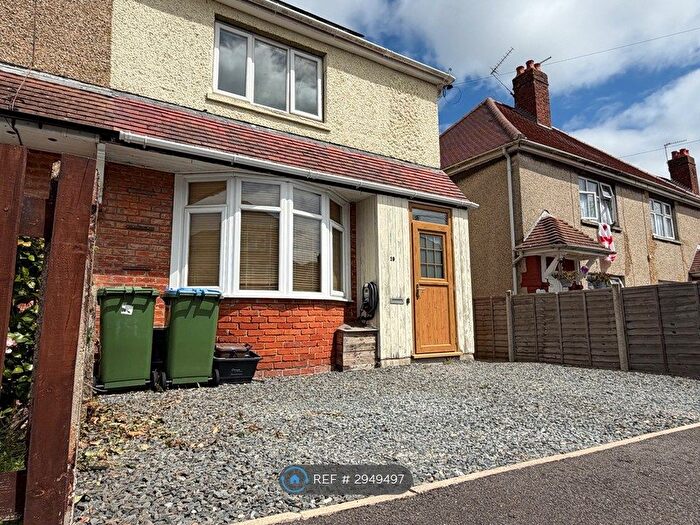 2 Bedroom Semi-Detached House To Rent In Bluebell Road, Southampton, SO16