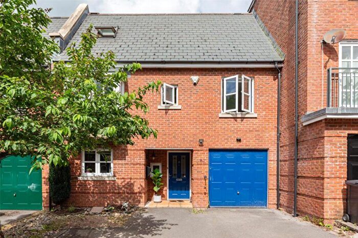 3 Bedroom Terraced House For Sale In Royal Victoria Park, Bristol, BS10