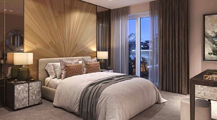 2 Bedroom Flat For Sale In Palmer House, Parr's Way, W6