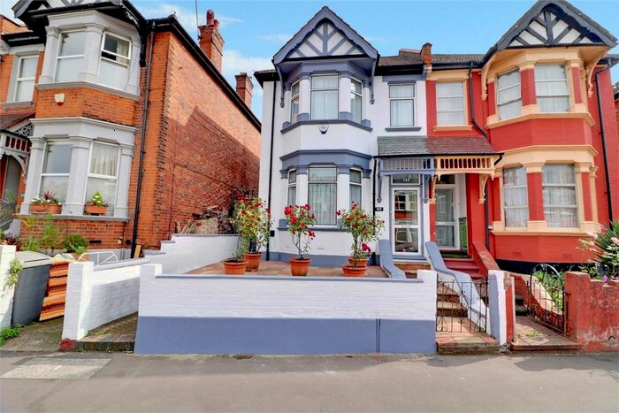 5 Bedroom Semi-Detached House To Rent In Harlesden Road, London, NW10