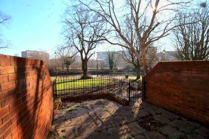 1 Bedroom Flat To Rent In Sovereigns Quay, Bedford, MK40