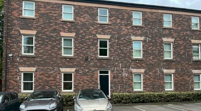 1 Bedroom Apartment To Rent In Chatham Street, L7