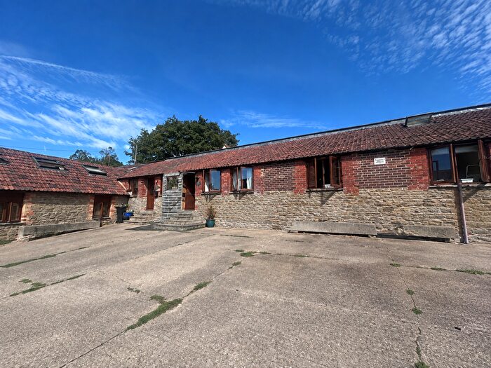 2 Bedroom Barn Conversion To Rent In Hardington Mandeville, BA22