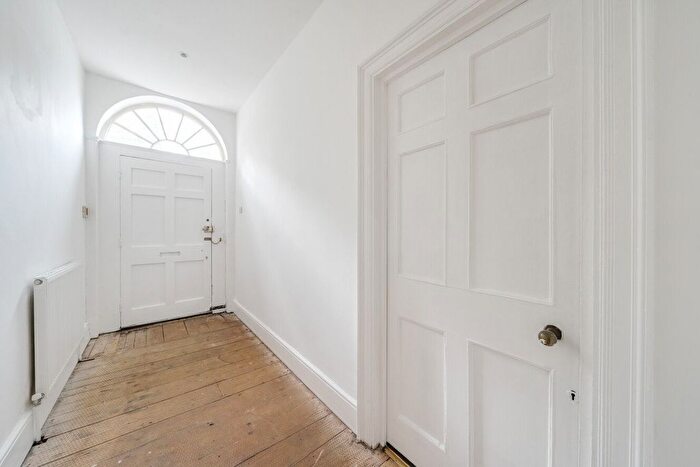 5 Bedroom Terraced House For Sale In Camberwell Road, Camberwell, London, SE5
