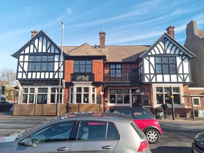 2 Bedroom Flat To Rent In Dyke Road, Brighton, BN1