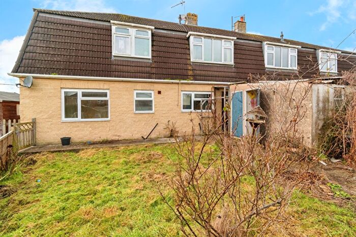 2 Bedroom Flat For Sale In Eden Grove, Whitley, Melksham, SN12