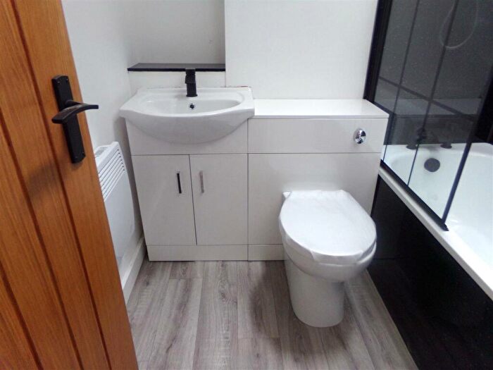 1 Bedroom Flat For Sale In Estcourt Street, Goole, DN14