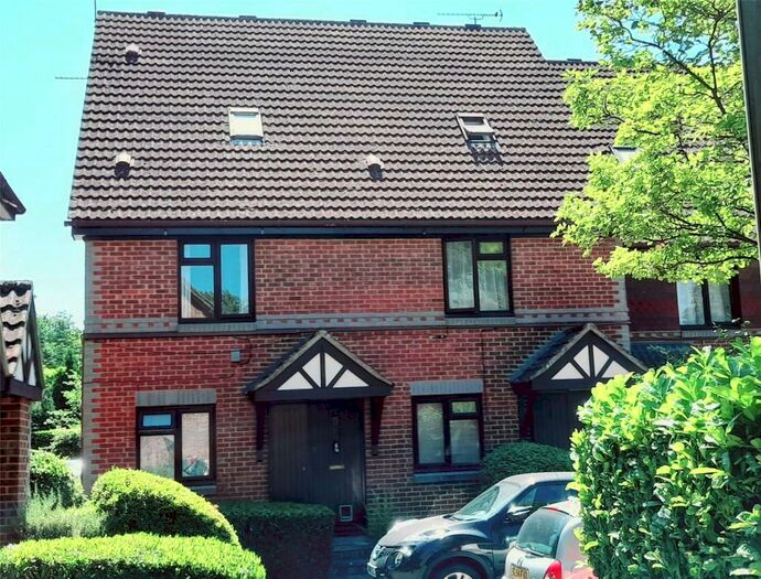 2 Bedroom Maisonette To Rent In Dorchester Court, Oriental Road, Woking, Surrey, GU22