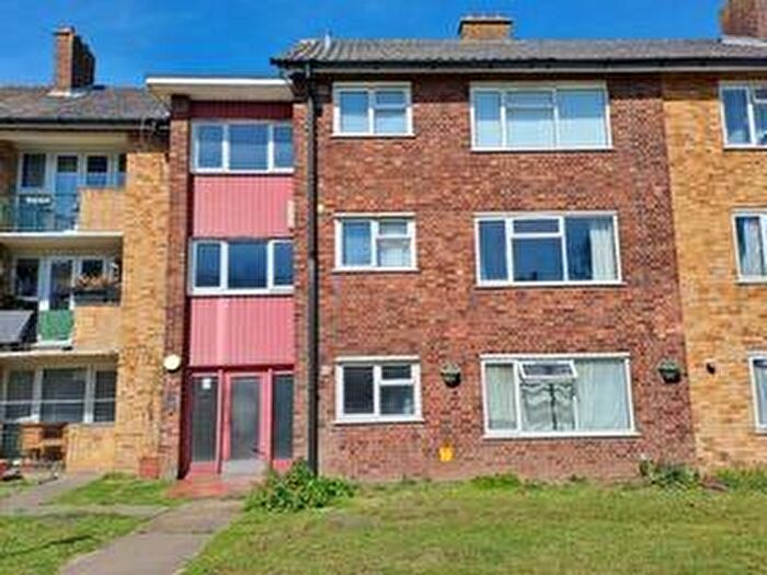 1 Bedroom Flat For Sale In Rosedale Road, Margate, Kent, CT9